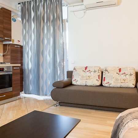 Garsoniere Dinu Appartement Boekarest Buitenkant foto